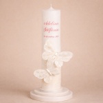 Lumânare de botez cu dantelă și fluturi albi – Model Chloe