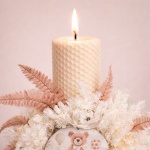 Lumânare de Botez din ceara naturală, tematică ursuleț - Model Teddy Pastel - imagine 2