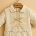 Salopetă băiețel cu vestă din stofă si dantelă ivoar - Model Eden - imagine 2