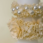 Lumanare de Botez din parafină alba cu perle și cristale - Model Alba - imagine 3