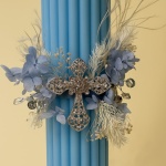 Lumanare de Botez din parafină albastră, cruce argintie decorativă - Model Sky - imagine 2
