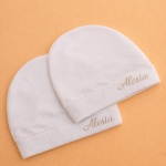 căciuliță bebe din bumbac personalizată